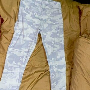 White Camo high waisted LuluLemon Leggings -Size 8
